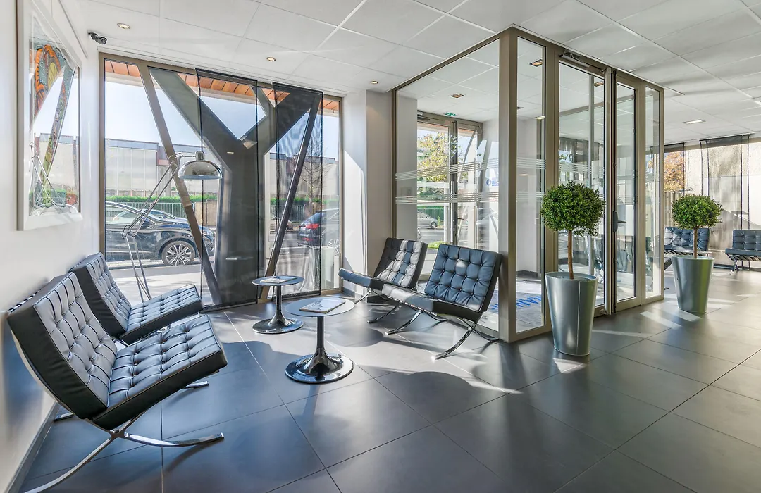 Lagrange Aparthotel Lyon Lumiere-1