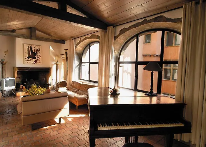 Hotel La Tour Rose Lyon